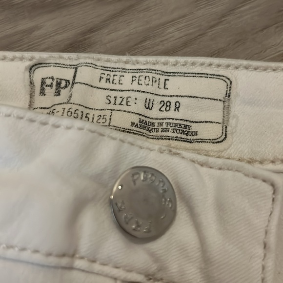 Free People Jayde Flare Jeans- White - Picture 2 of 3